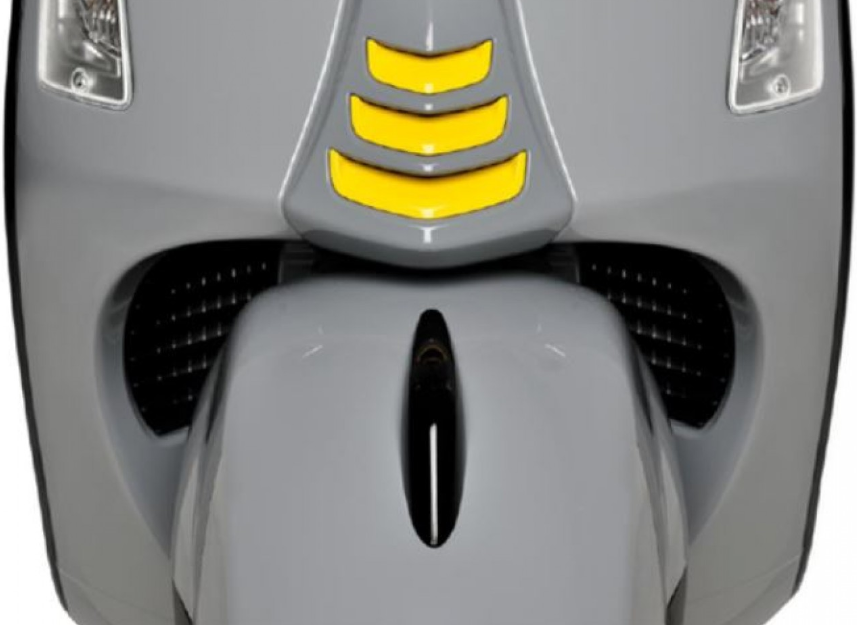 Kit carenatura "Black Kit" per Vespa GTS Super Tech HPE