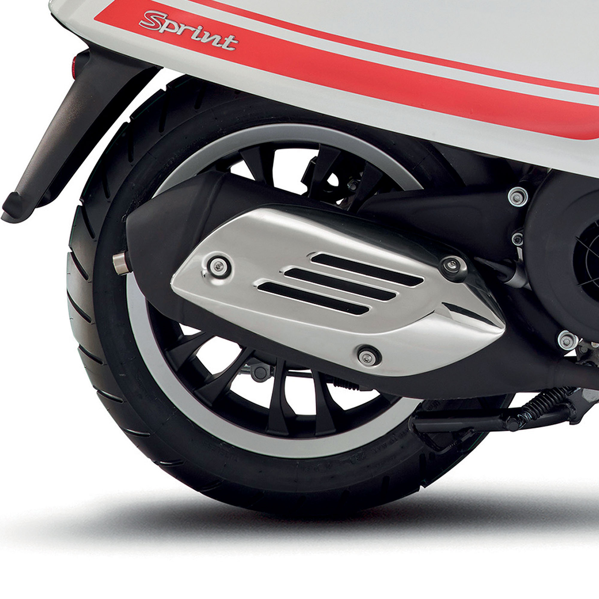 Cerchio posteriore nero per Vespa Sprint 4T