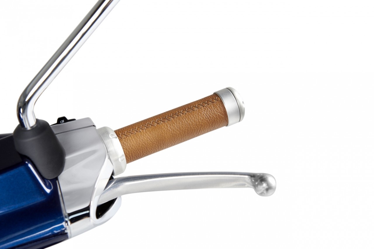 Manopole in vera pelle Luxury per Vespa ET2/ET4/LX/LXV/S/Primavera/Sprint 50-150ccm