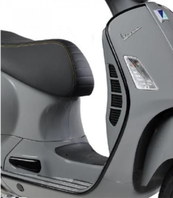 Kit carenatura "Black Kit" per Vespa GTS Super Tech HPE